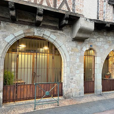 Poppy Appartement De Charme A 2 Min Centre-Ville Figeac Exterior foto