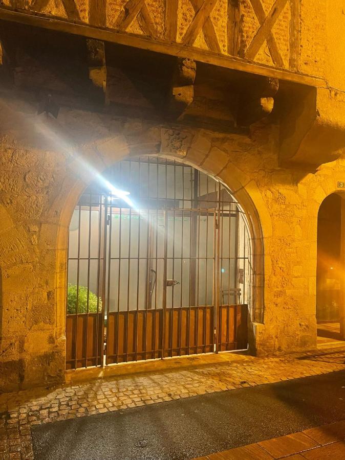 Poppy Appartement De Charme A 2 Min Centre-Ville Figeac Exterior foto